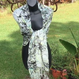 🌴NWOT Awesome Oversized Fun Scarf Endless Uses 🌴